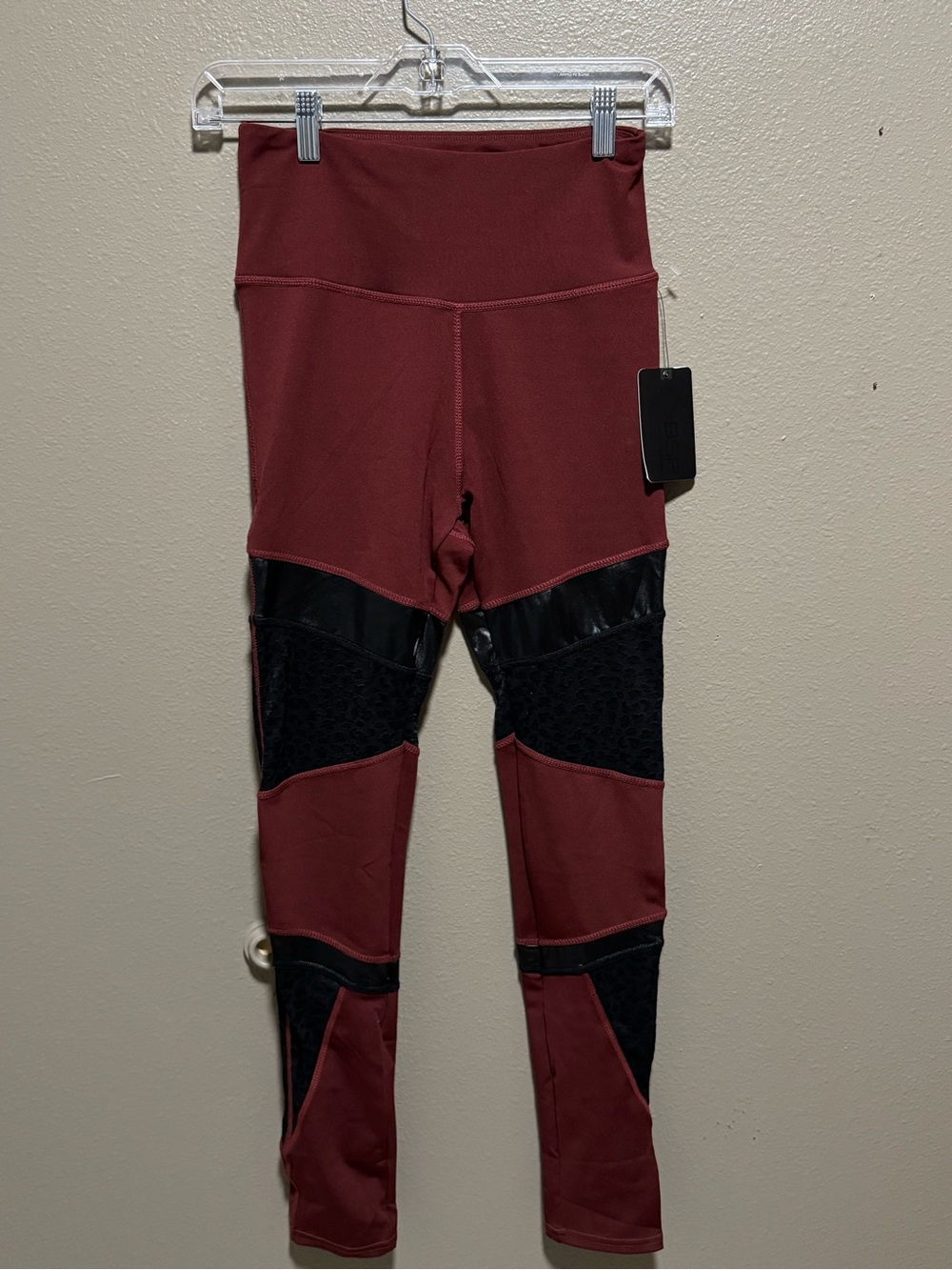 High-Rise Burgundy Leggings with Black Panel Detailing